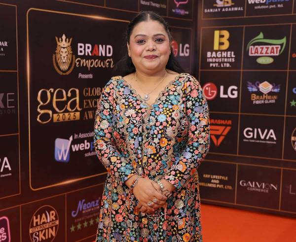 Global Excellence Awards 2025 – Charu Creation Designer Boutique