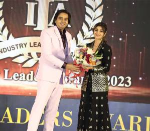 Celebrating Leadership and Excellence Award Rahul Ranjan Singh with Shilpa Shetty at ILA 2023 - Leaders & Leadership Awards