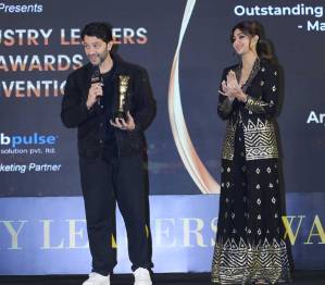 Celebrating Outstanding Achievements at the Industry Leaders Awards 2023 Hosted by Brand Empower and Webpulse Shilpa Shetty Honours Excellence with Elegance - Industry Quality Awards