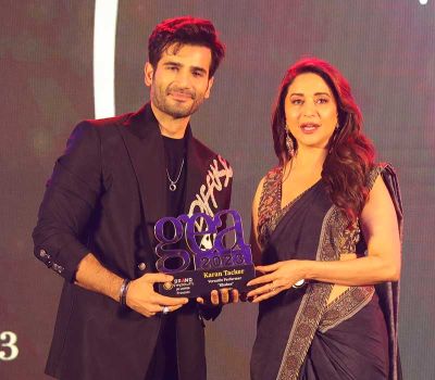 Karan Tacker Received GEA2023 Award by Madhuri Dixit Nene