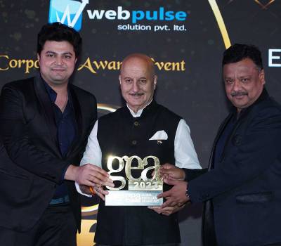 Arnav Group Received GEA 2022 Award by Anupam Kher