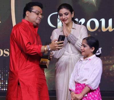 Dr Rajendran Krishnan Ji Maharaj Wins at NQA 2024 by Raveena Tandon