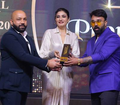 Foneoclock Mr Lelo Wins NQA 2024 from Raveena Tandon