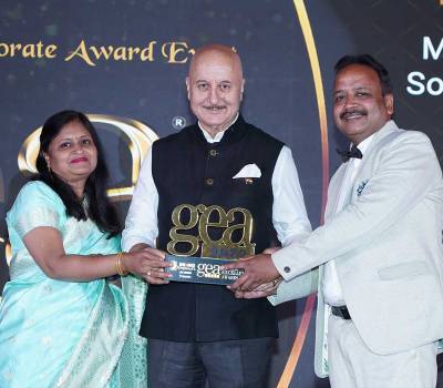 Swastik Systems Received GEA 2022 Award by Anupam Kher