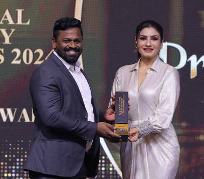 Woodnest Developers Pvt Ltd Received NQA 2024 Award by Raveena Tandon
